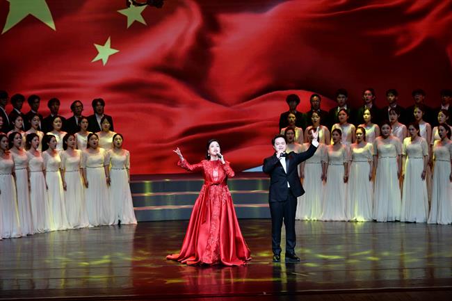 音乐表演(1).jpg 音乐表演(1).jpg