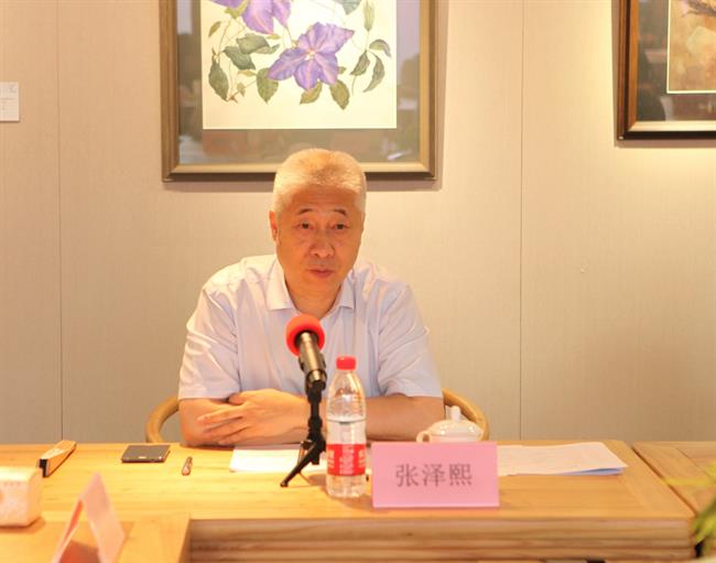 张主席.jpg 张主席.jpg