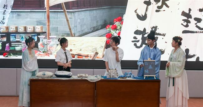 10.浙里之美《青山不负人》.jpg 10.浙里之美《青山不负人》.jpg