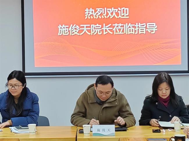 c2c56dd31719cc821e6e60758ba486f.jpg c2c56dd31719cc821e6e60758ba486f.jpg