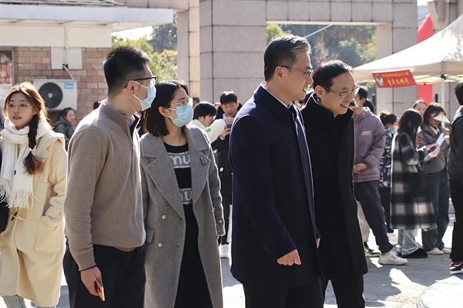 IMG_4187.jpg IMG_4187.jpg