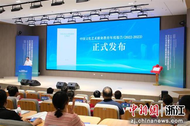 GA3B-hestqxv5322568.jpg GA3B-hestqxv5322568.jpg