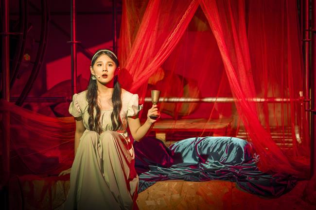 1.第十届乌镇戏剧节 戏剧空间 环境戏剧《罗密欧与朱丽叶》(3).jpg