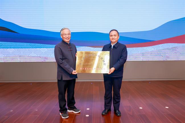 R6_A2491-opq4164679885.jpg R6_A2491-opq4164679885.jpg